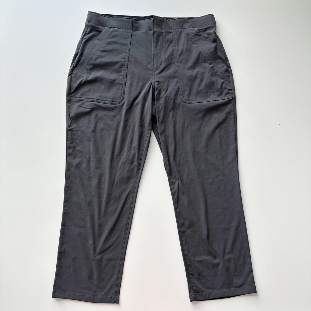 NWT Eddie Bauer Women's Horizon High-Rise Crop Pants Dark Smoke